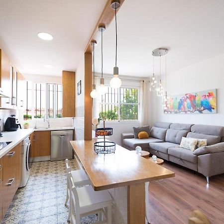 Estupendo apartamento en segunda línea de playa Torre de Benagalbon Exterior foto