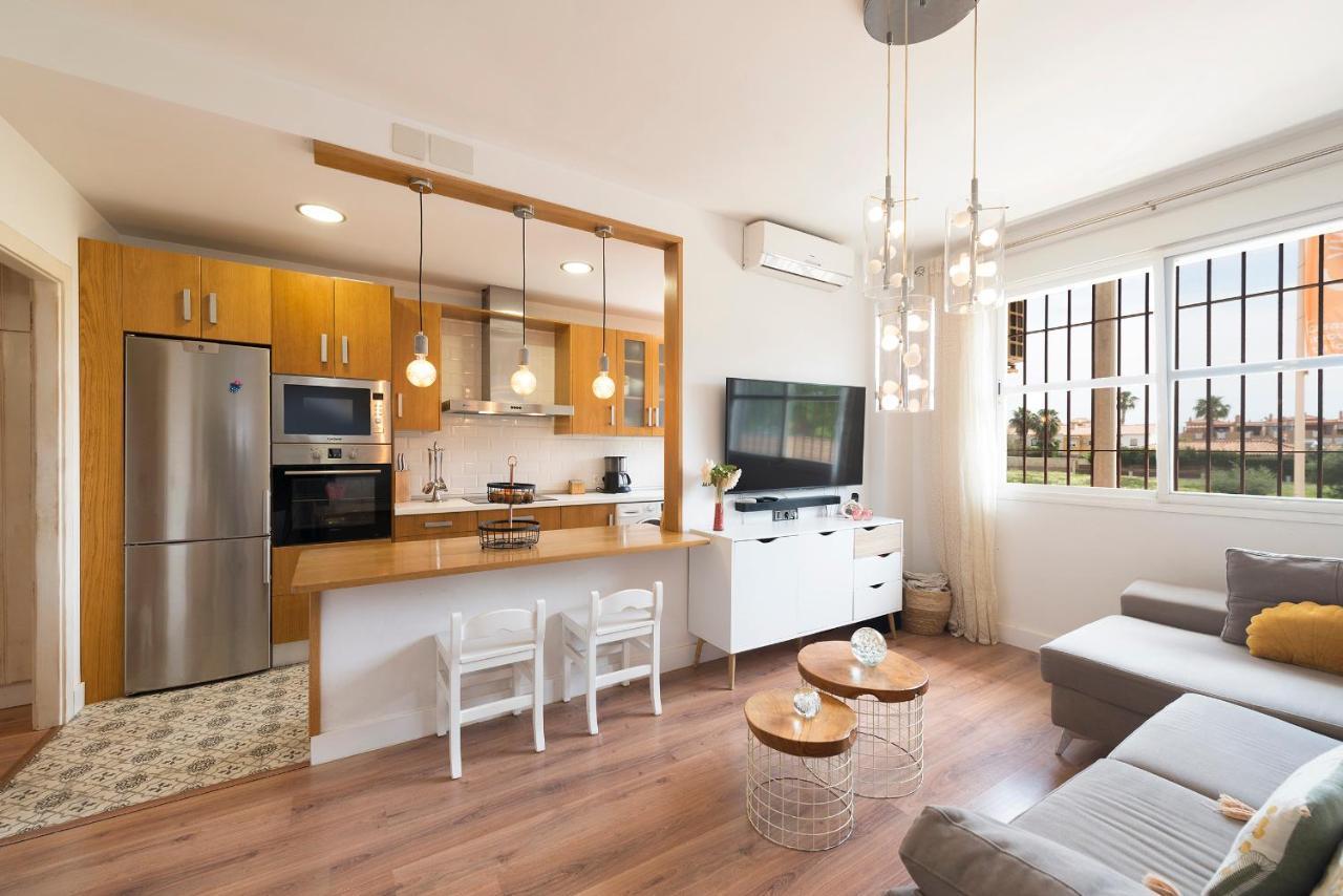 Estupendo apartamento en segunda línea de playa Torre de Benagalbon Exterior foto
