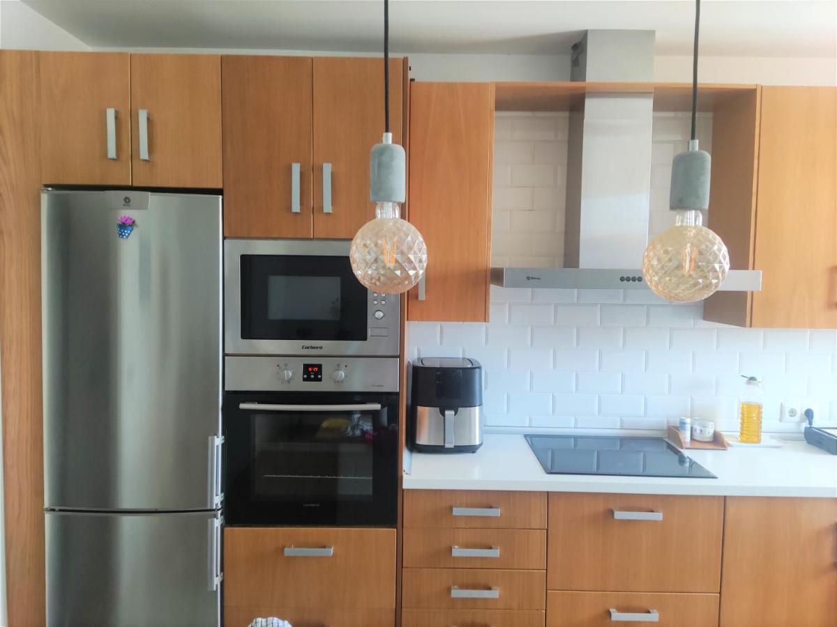 Estupendo apartamento en segunda línea de playa Torre de Benagalbon Exterior foto