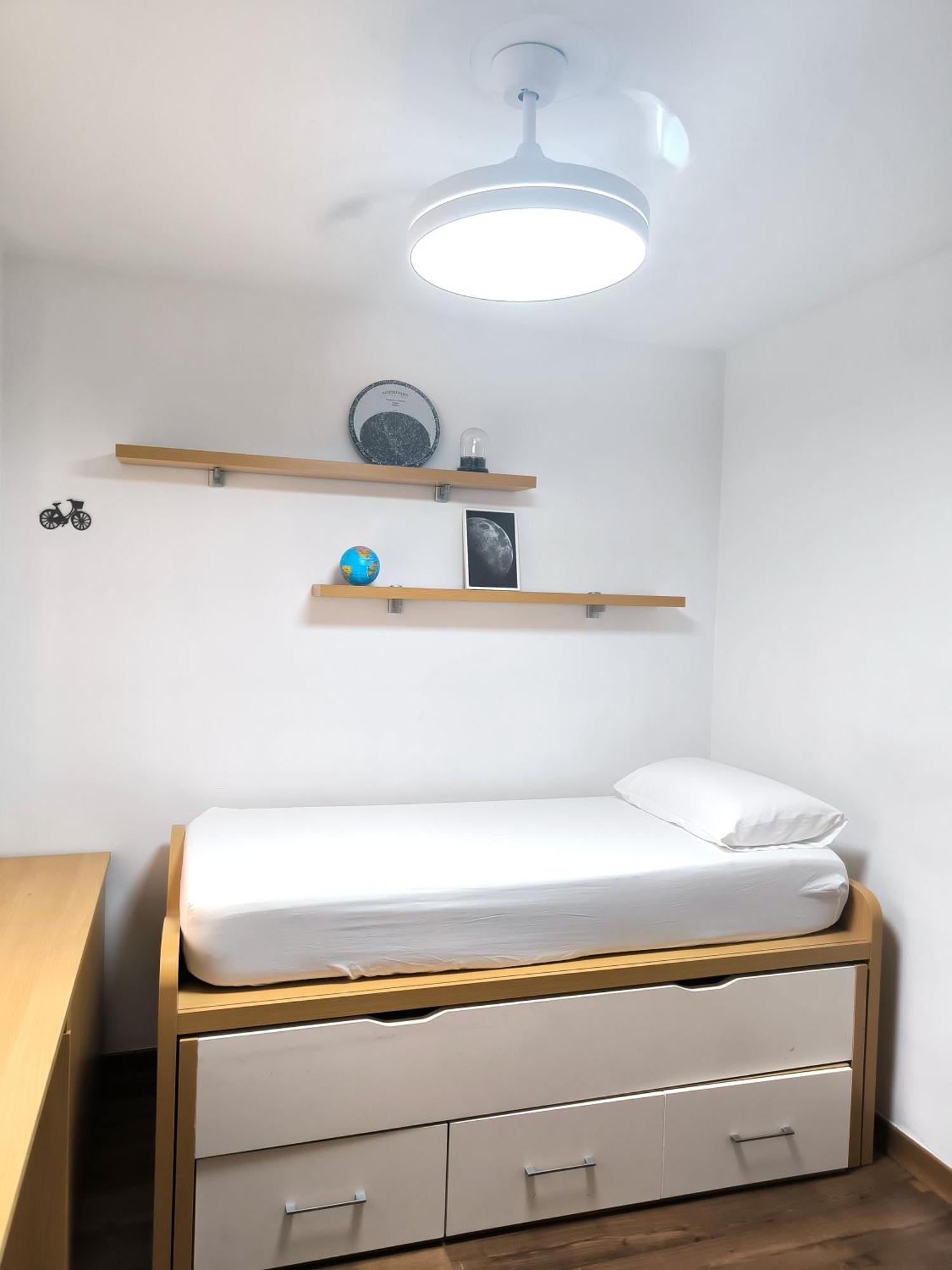 Estupendo apartamento en segunda línea de playa Torre de Benagalbon Exterior foto
