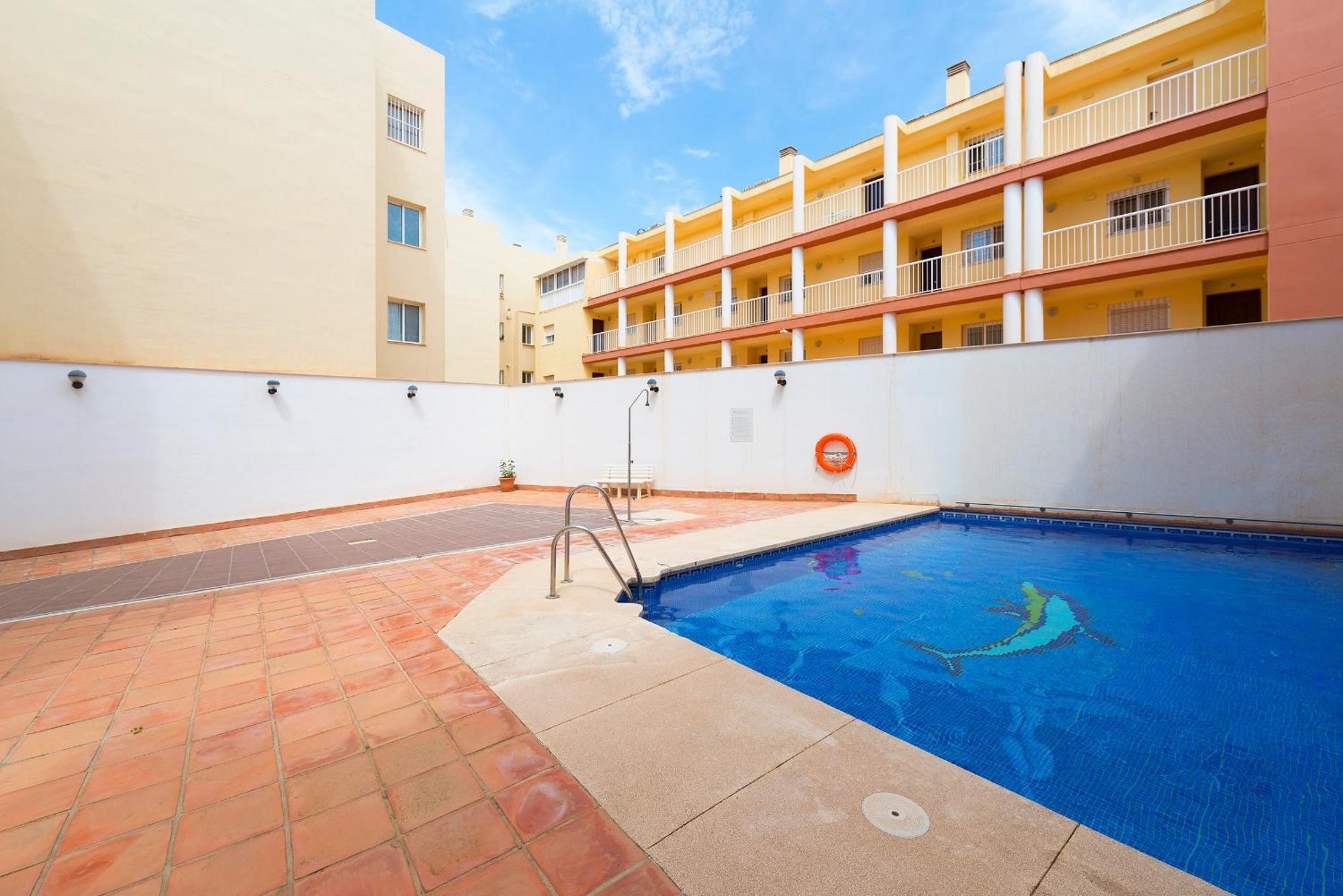 Estupendo apartamento en segunda línea de playa Torre de Benagalbon Exterior foto
